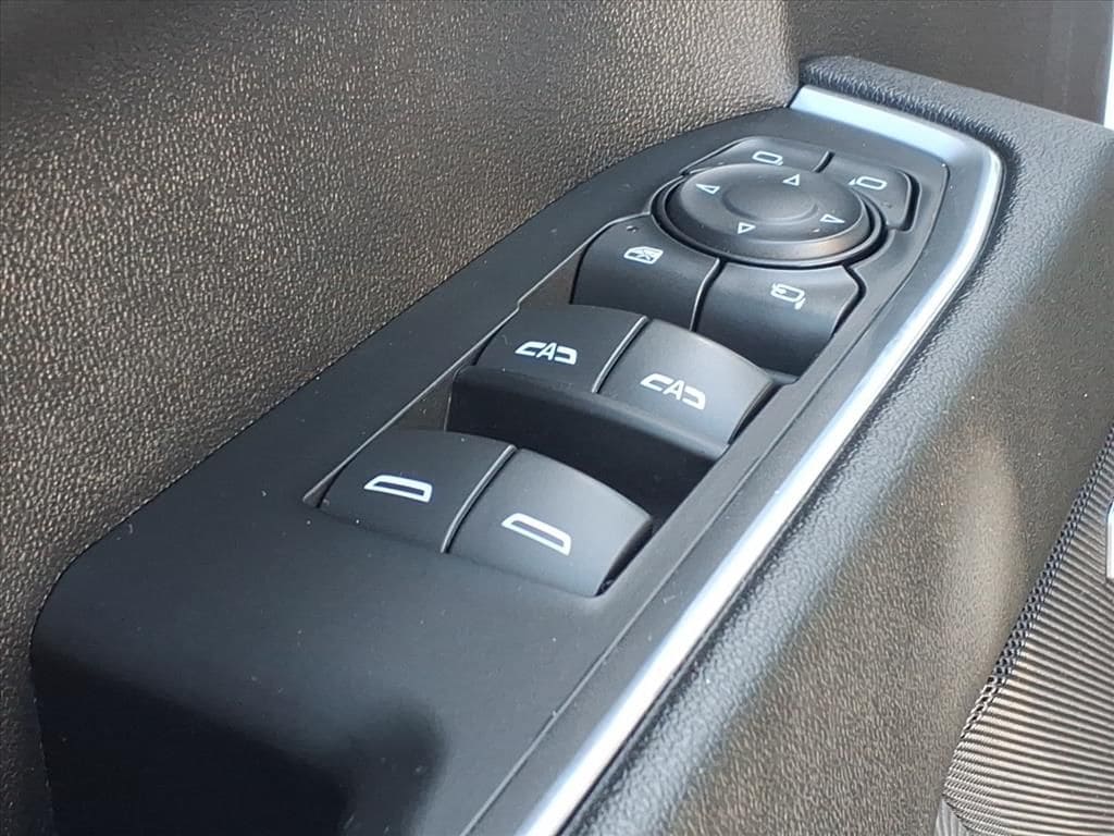 used 2023 Chevrolet Silverado 1500 car, priced at $39,901