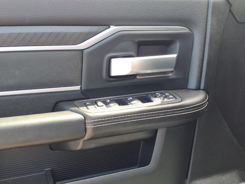 2025 RAM Ram 2500 Pickup Big Horn - Photo 4