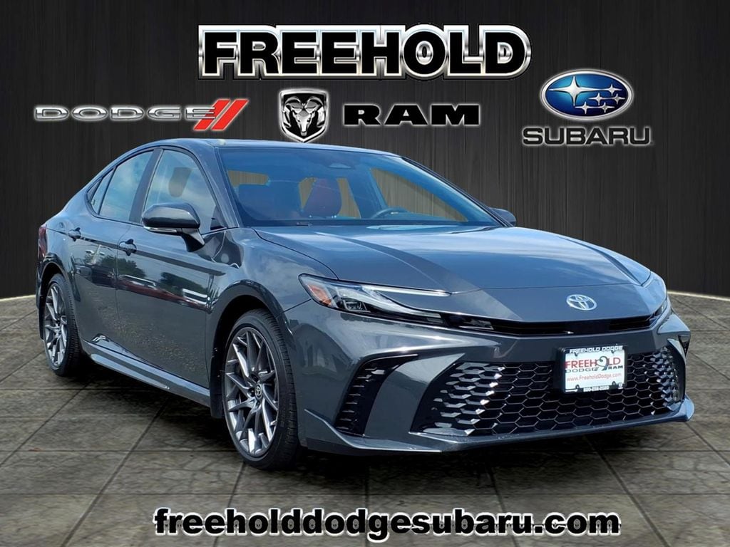 2025 Toyota Camry XSE AWD Hybrid's photo