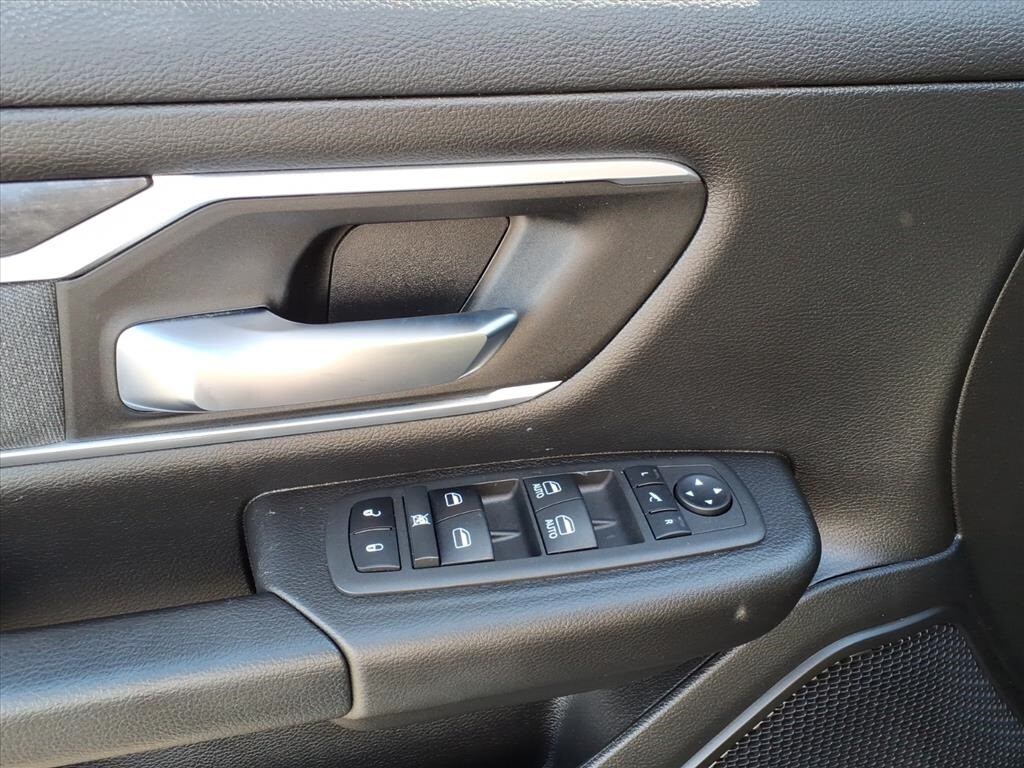 2022 Ram 1500 Sport Big Horn photo 3