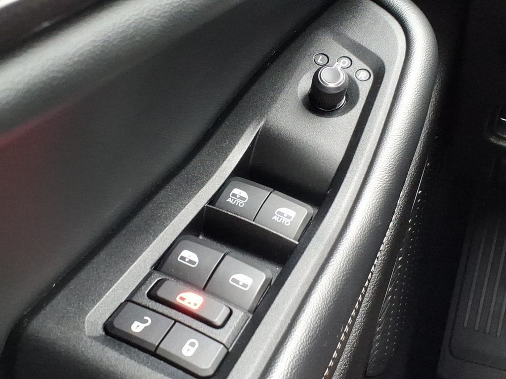 used 2023 Jeep Grand Cherokee car, priced at $29,600