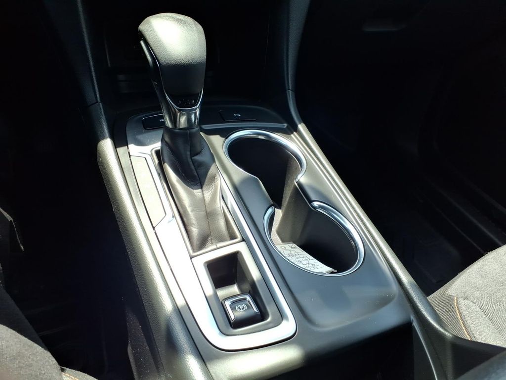 2022 Chevrolet Equinox LT - Photo 9