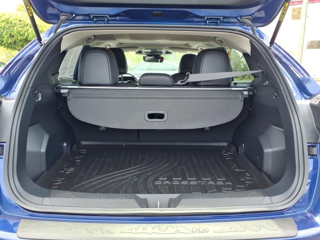 used 2025 Subaru Crosstrek car, priced at $28,199