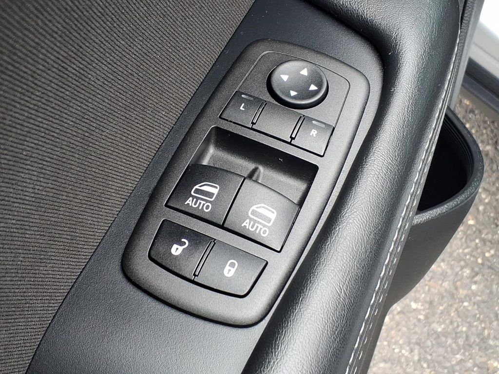 2023 Dodge Challenger GT - Photo 13