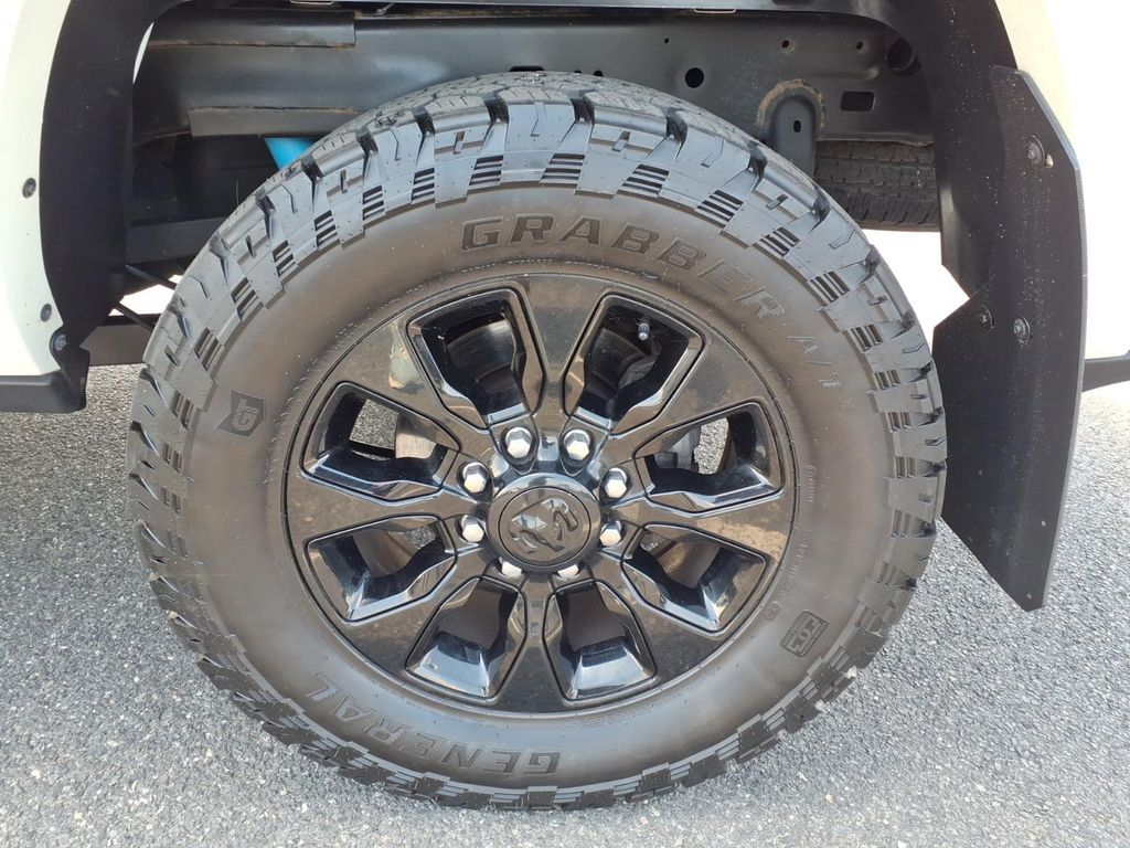 2022 RAM Ram 2500 Pickup Laramie Limited - Photo 16