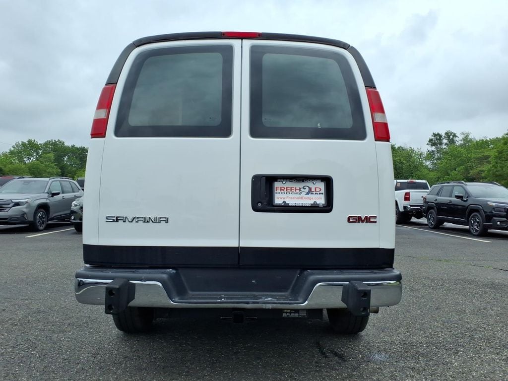 2017 GMC Savana Cargo Work Van - Photo 14