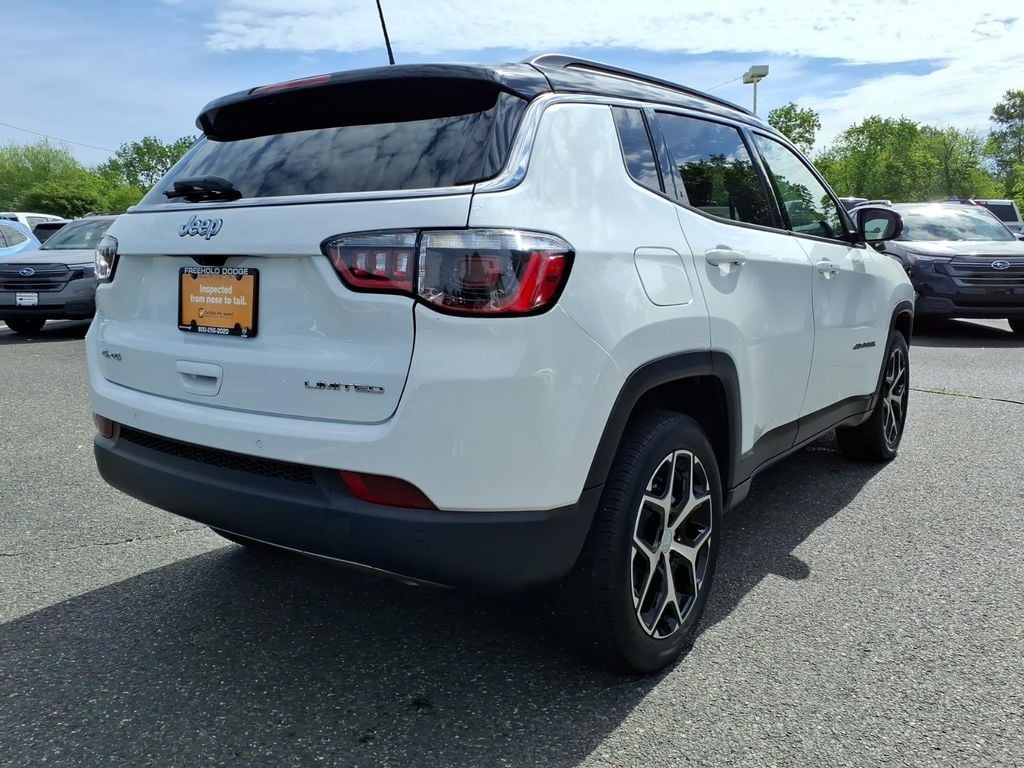 2024 Jeep Compass Limited - Photo 19