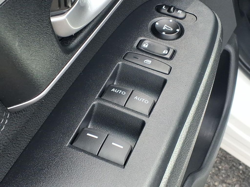 used 2019 Honda CR-V car, priced at $19,599