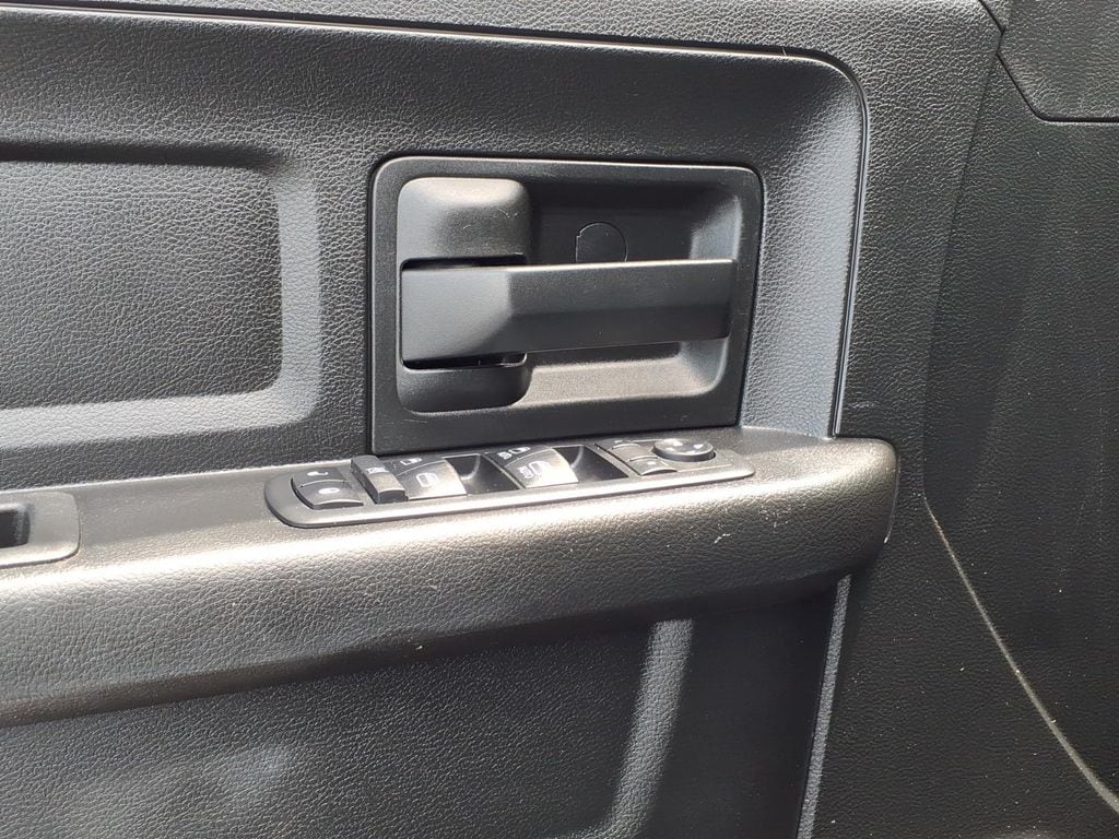 used 2019 Ram 1500 Classic car, priced at $18,599