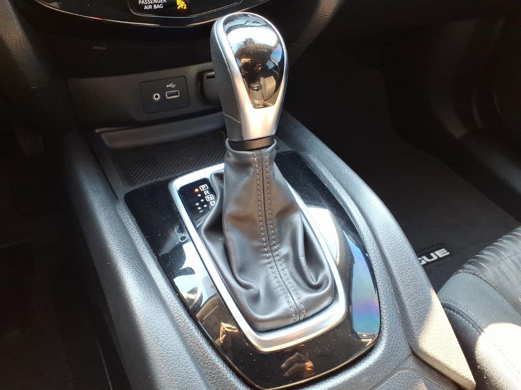 used 2020 Nissan Rogue car, priced at $13,599