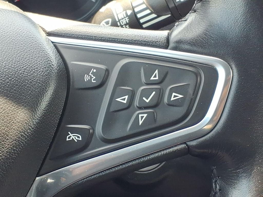 2022 Chevrolet Equinox LT - Photo 11