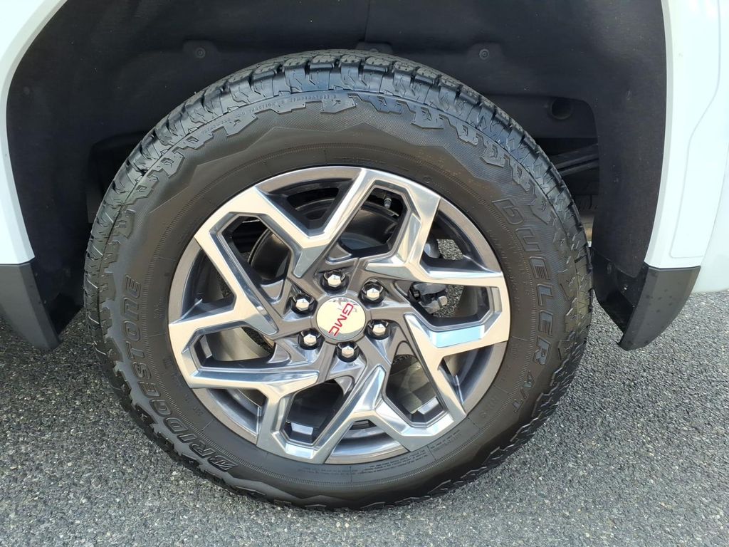 2026 GMC Sierra 1500 SLT - Photo 16
