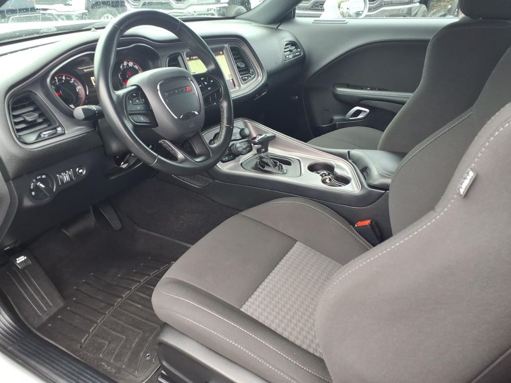 2023 Dodge Challenger GT - Photo 14