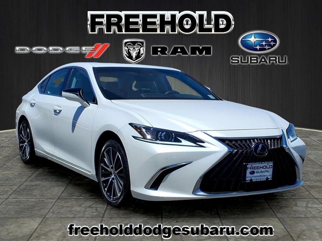 2023 Lexus ES 350 350's photo