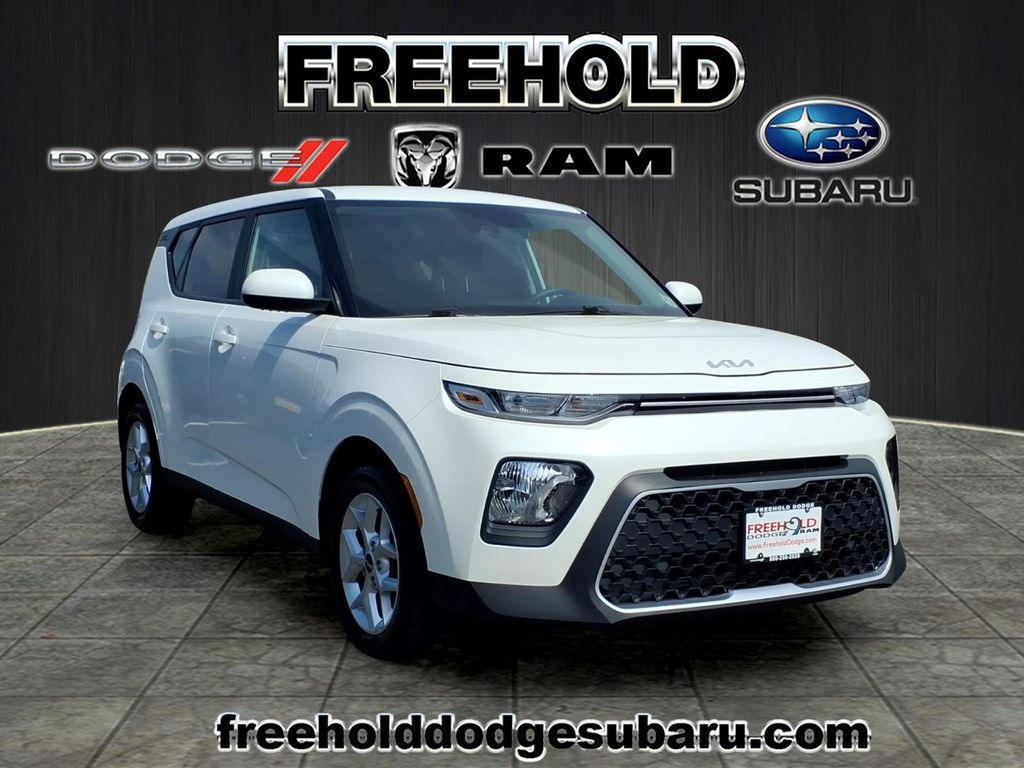 used 2022 Kia Soul car, priced at $18,599