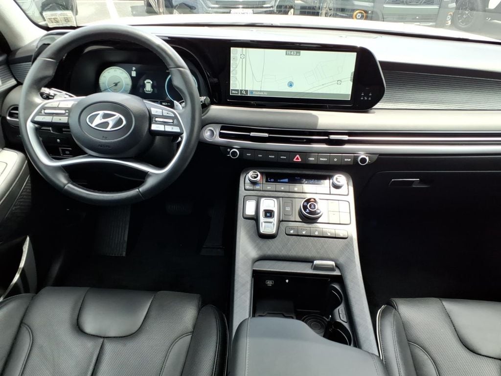 2023 Hyundai Palisade Limited - Photo 14