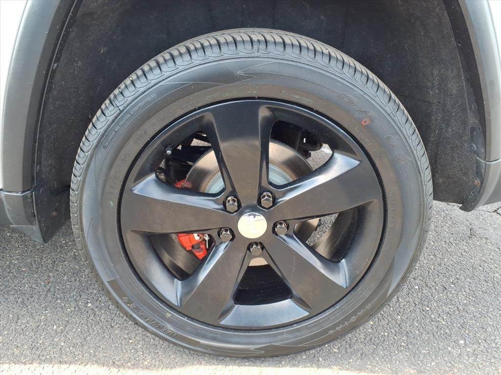 used 2015 Jeep Grand Cherokee car, priced at $10,599