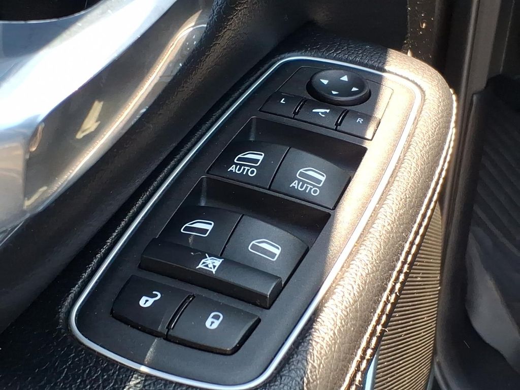 2022 RAM Ram 1500 Pickup Laramie - Photo 12