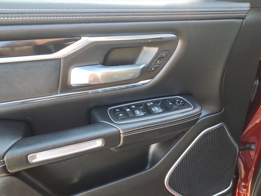 2021 Ram 1500 Laramie photo 4