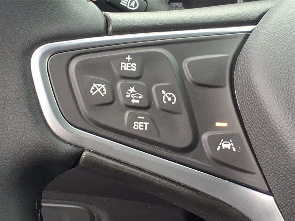 used 2023 Chevrolet Equinox car, priced at $19,900