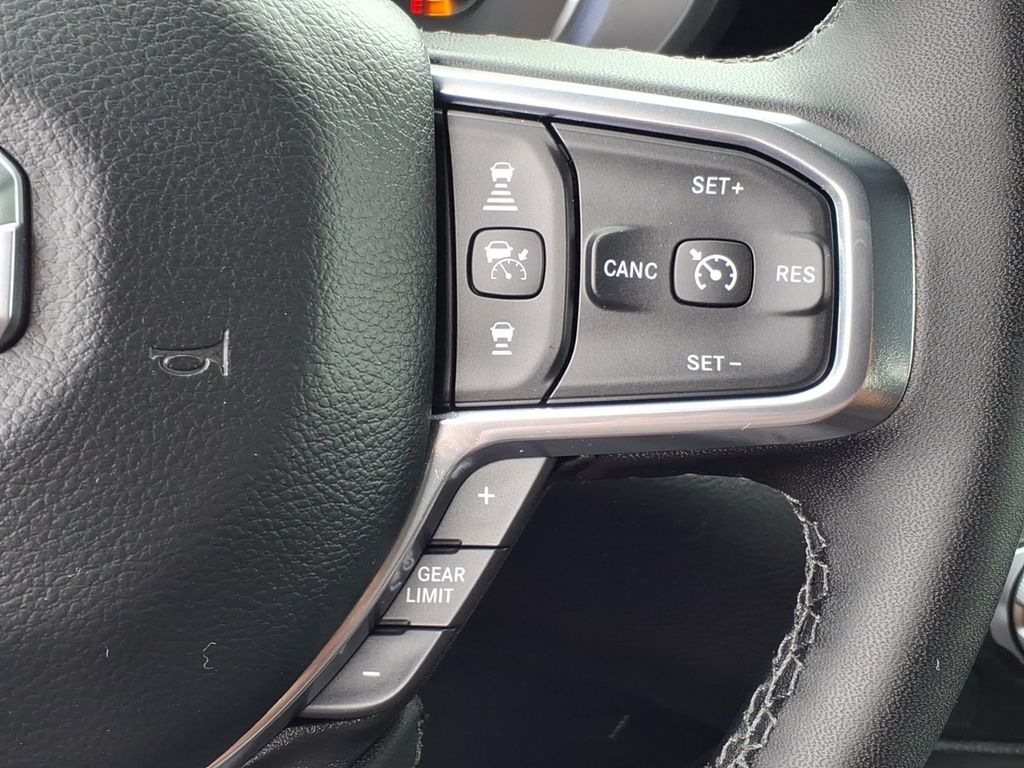 2025 RAM Ram 1500 Pickup Laramie - Photo 9