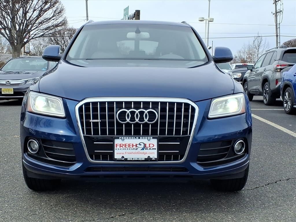 Used 2014 Audi Q5 Premium with VIN WA1LFAFP5EA124816 for sale in Freehold, NJ