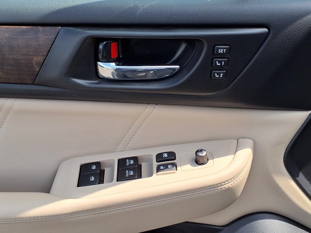 2019 Subaru Outback Limited photo 4
