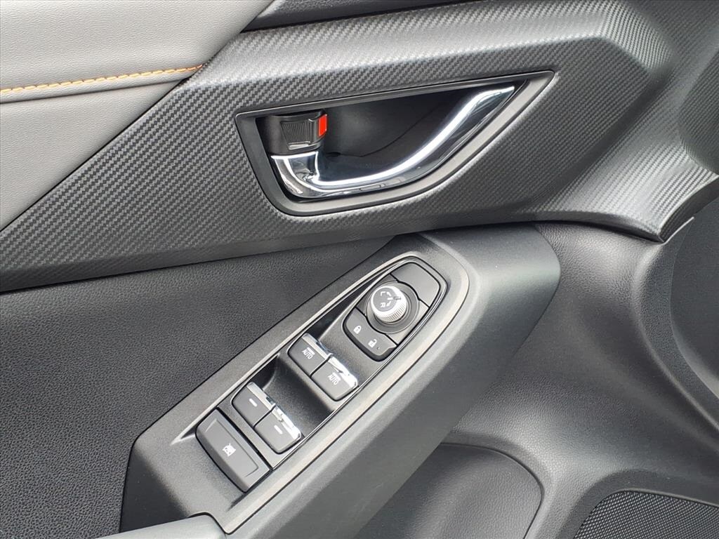 2024 Subaru Crosstrek Limited photo 4