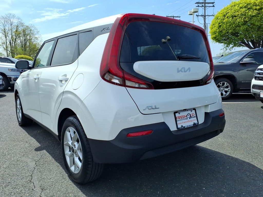 used 2022 Kia Soul car, priced at $18,599