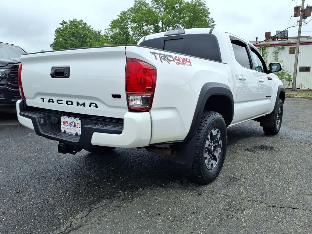 2017 Toyota Tacoma TRD Off Road - Photo 19