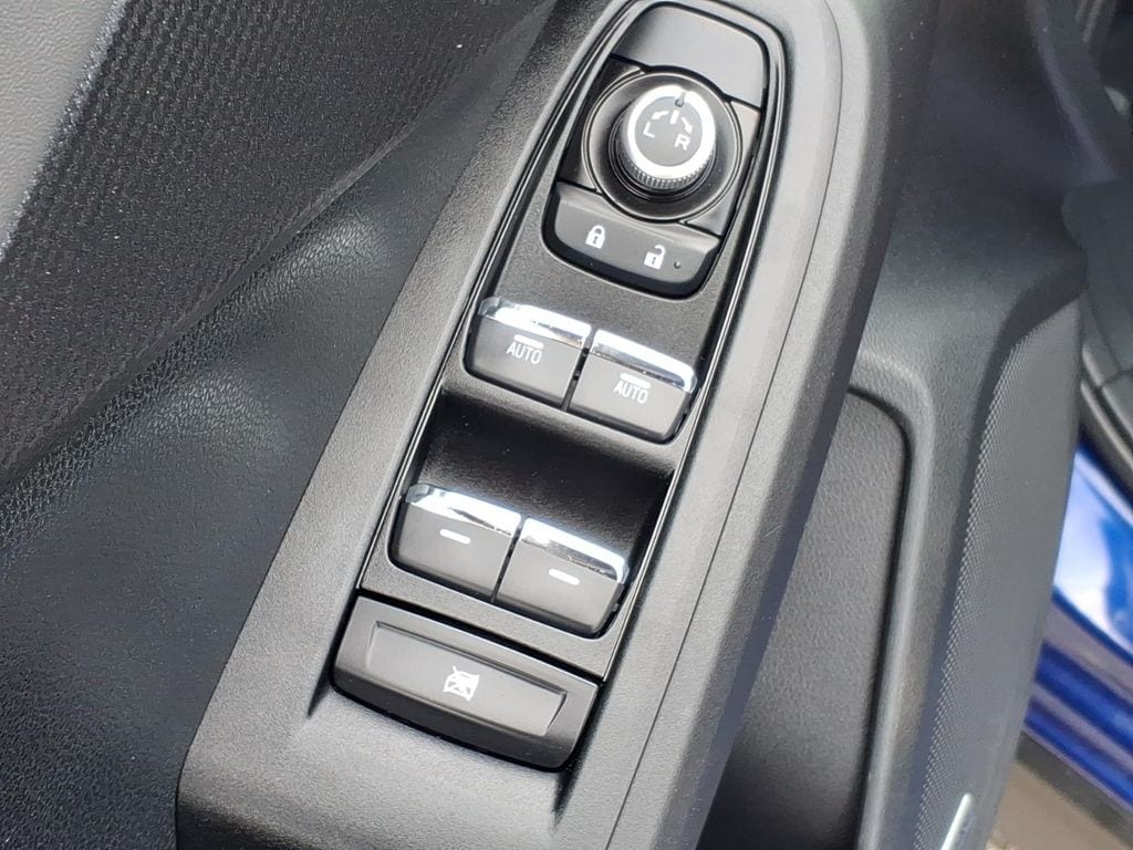 used 2025 Subaru Crosstrek car, priced at $28,199
