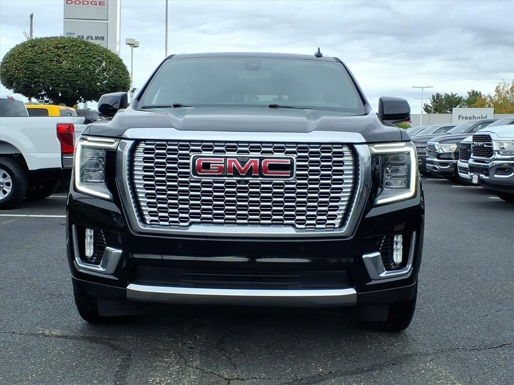 2022 Gmc Yukon Denali photo 2