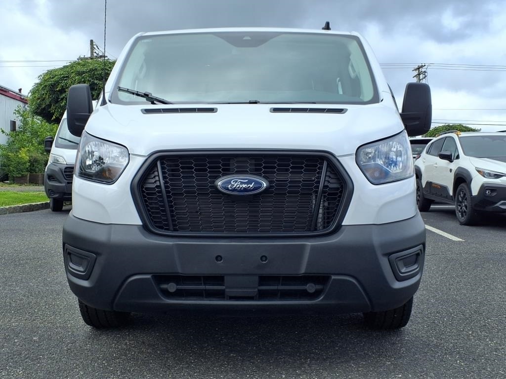 Used 2024 Ford Transit Passenger Van XL with VIN 1FBAX2Y84RKB44050 for sale in Freehold, NJ