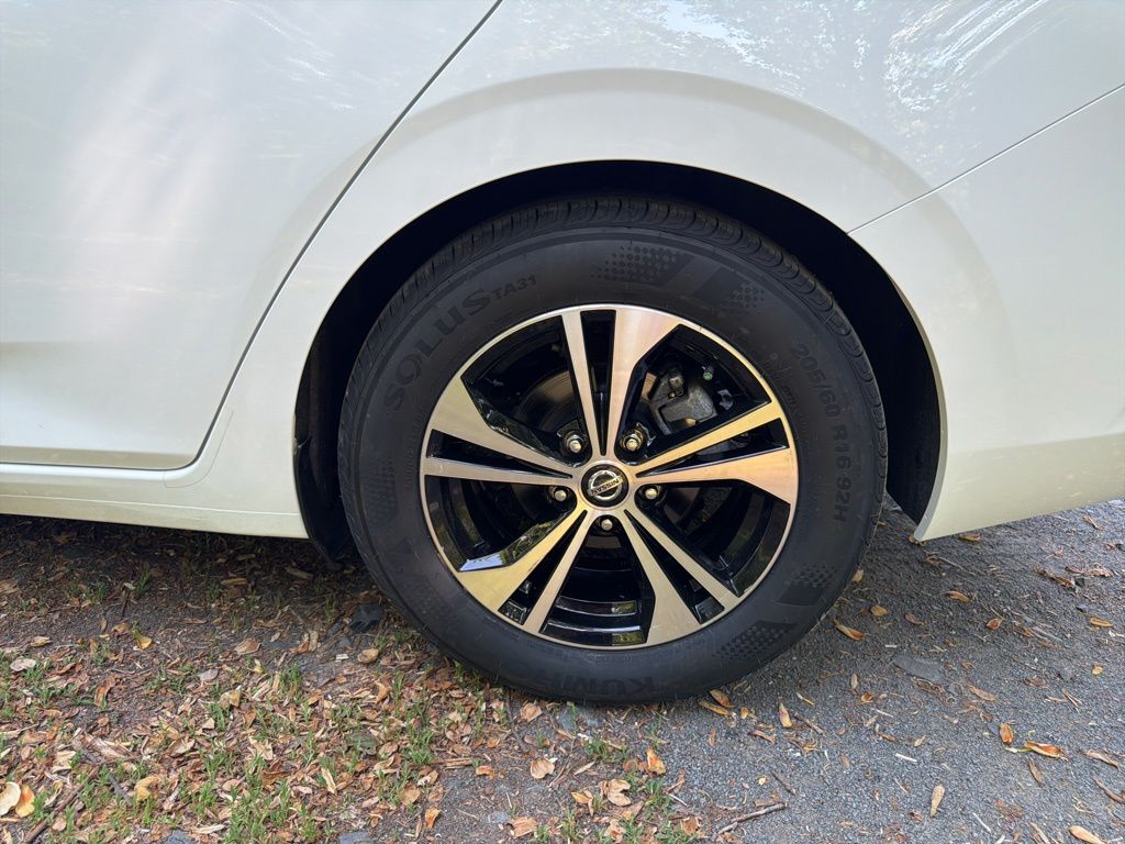 2023 Nissan Sentra SV - Photo 6