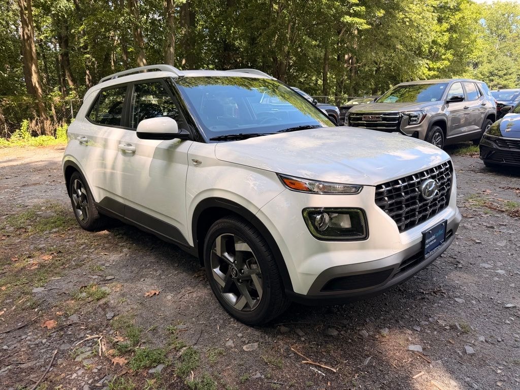 Certified 2023 Hyundai Venue SEL SUV