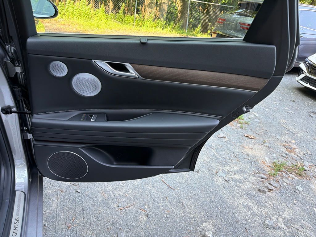 2026 GENESIS G80 Advanced - Photo 12