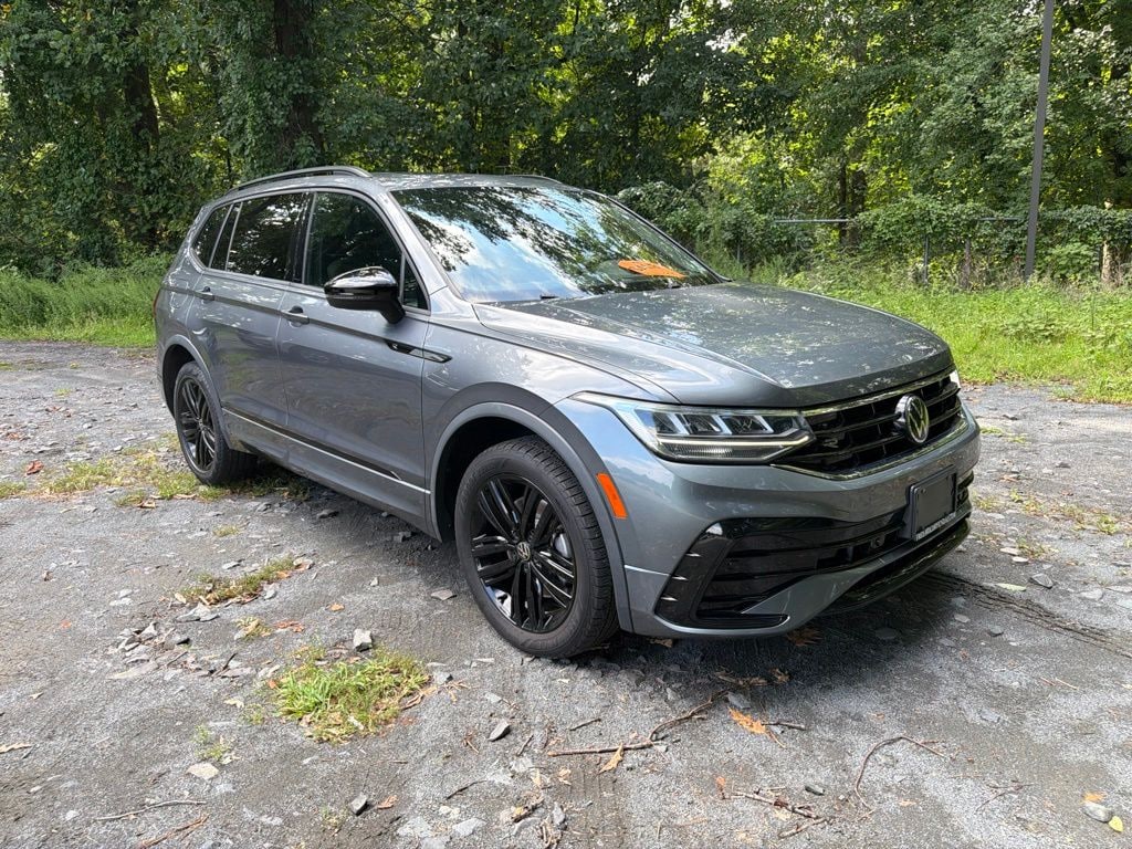 Used 2022 Volkswagen Tiguan 2.0T SE R-Line Black SUV