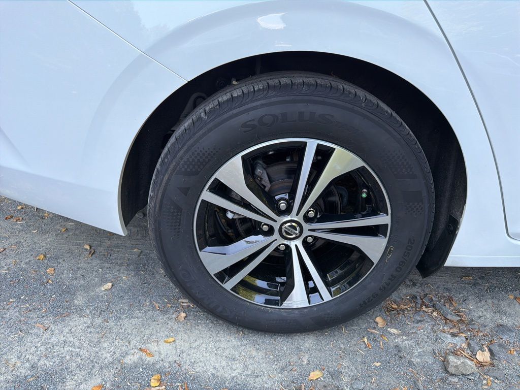 2023 Nissan Sentra SV - Photo 7