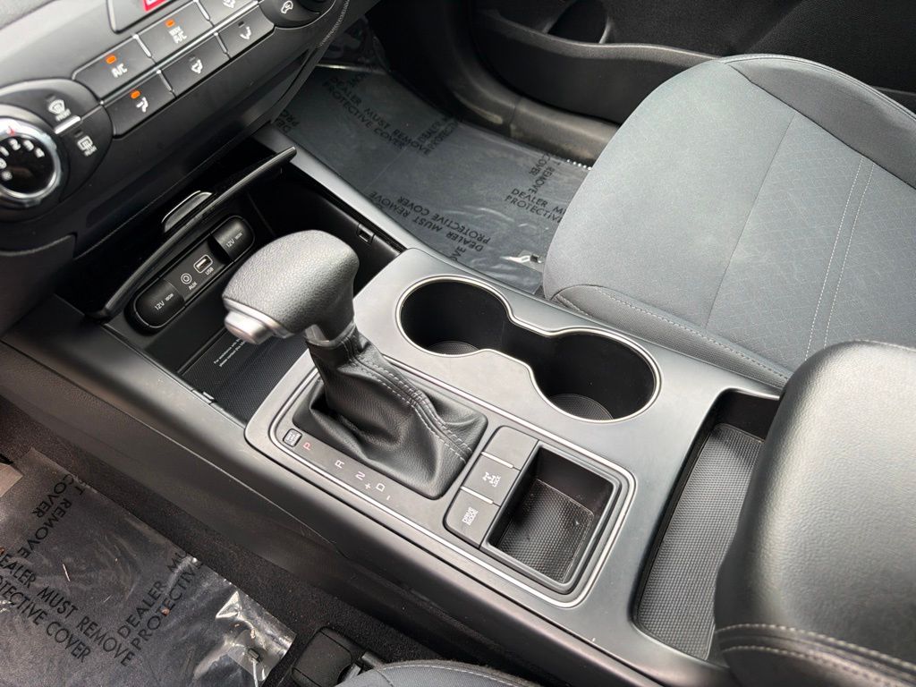 2019 Kia Sorento LX - Photo 27