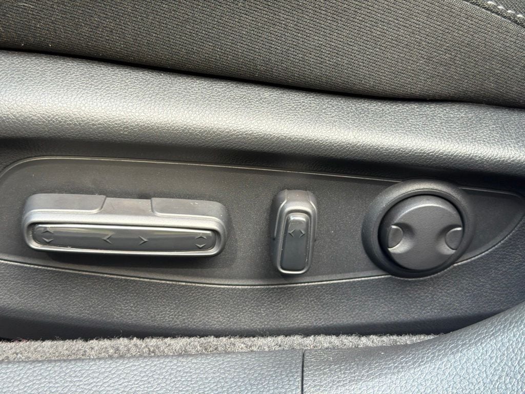 2025 Honda Accord SE - Photo 18