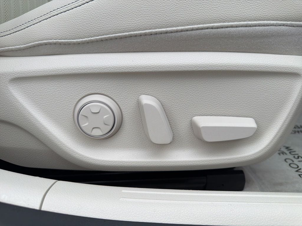 2026 GENESIS G70 Prestige - Photo 11