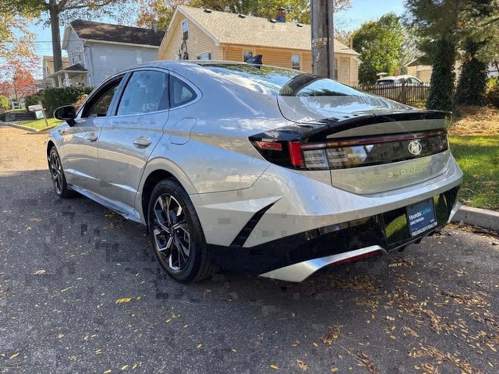 Used 2025 Hyundai Sonata SEL Sedan