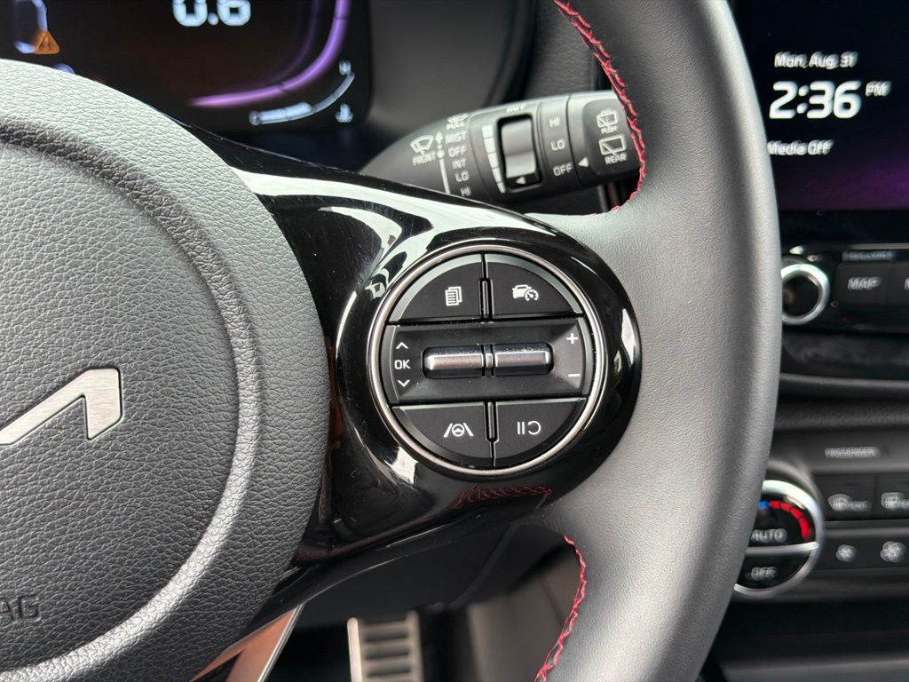 2024 Kia Soul GT-Line - Photo 21