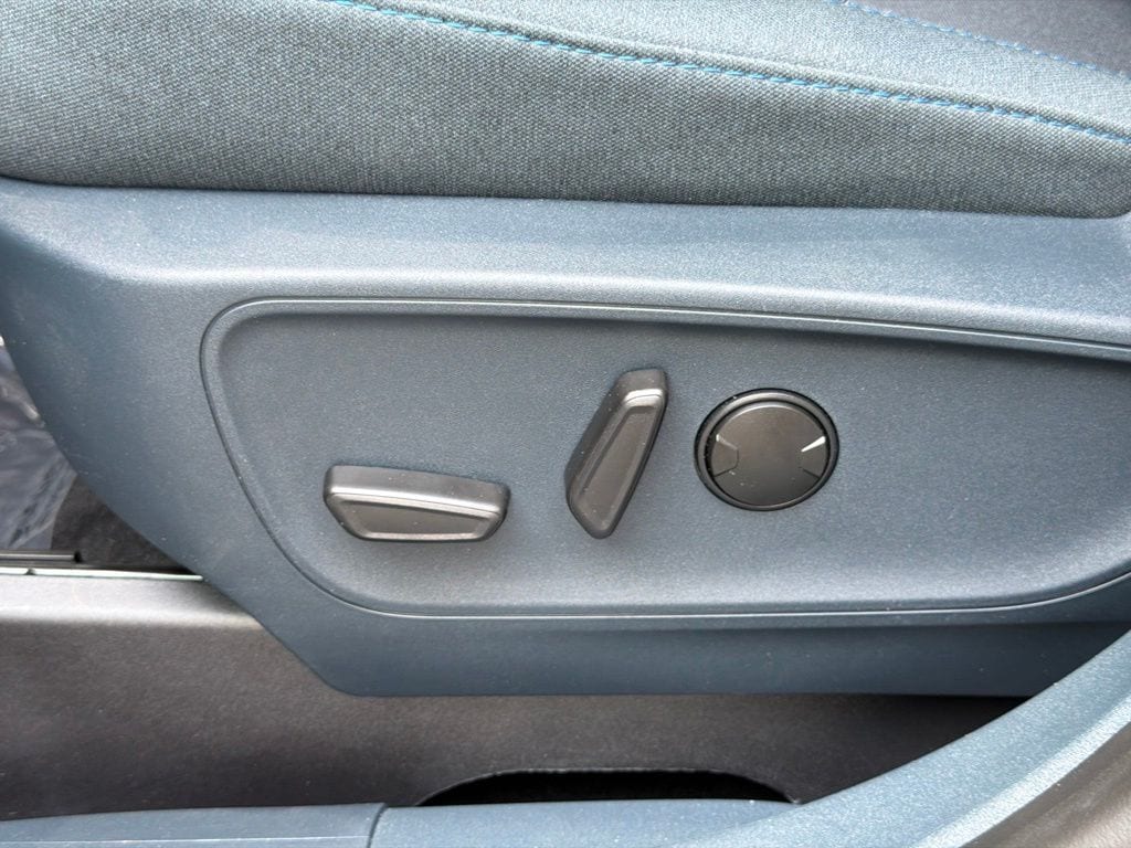 2025 Ford Maverick XLT - Photo 20
