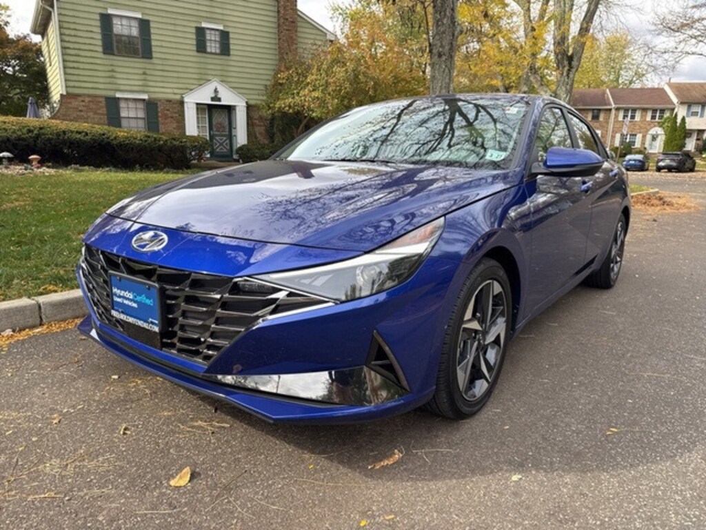 Used 2022 Hyundai Elantra SEL Sedan