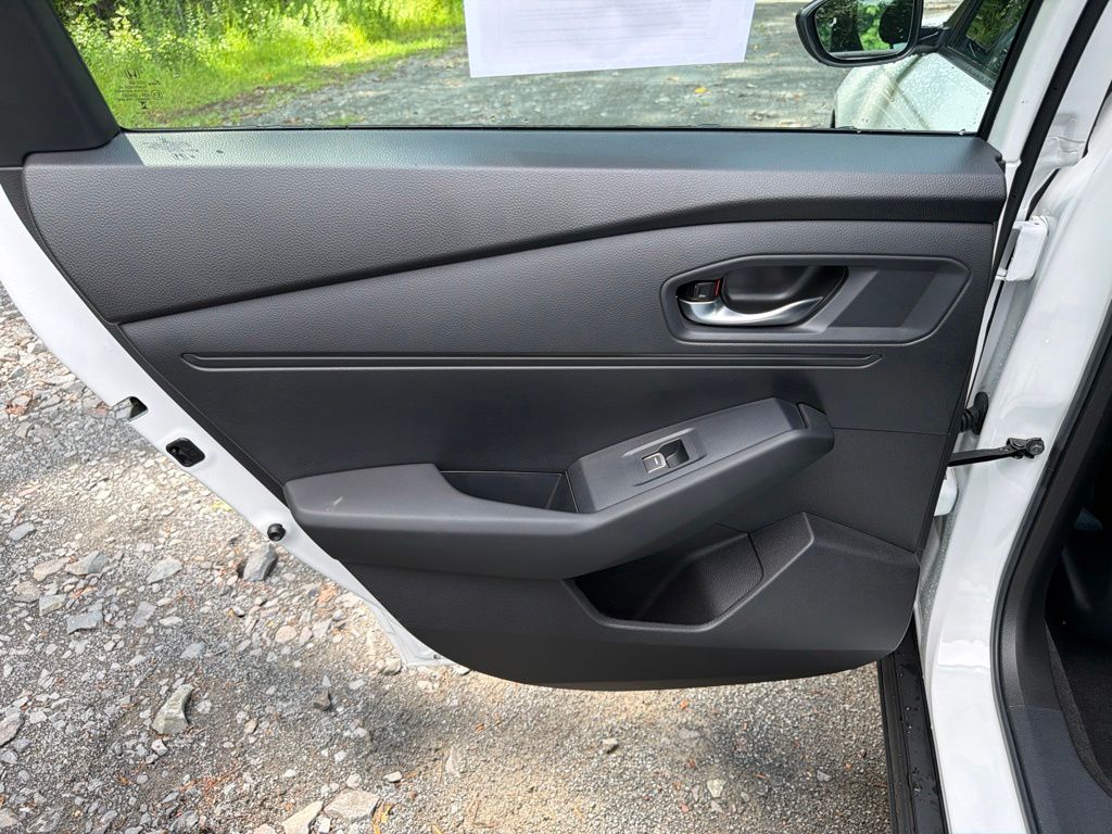 2025 Honda Accord SE - Photo 14