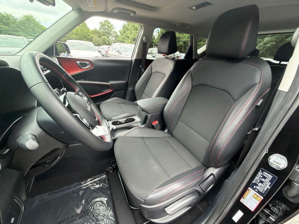 2024 Kia Soul GT-Line - Photo 16