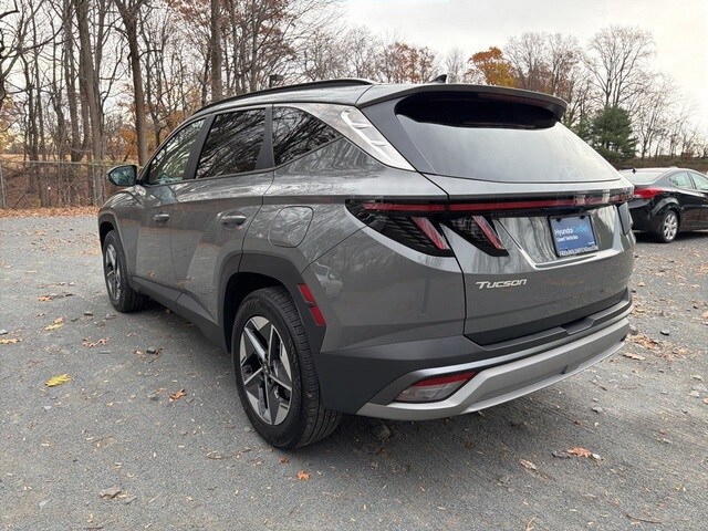 2025 Hyundai Tucson SEL Convenience photo 2