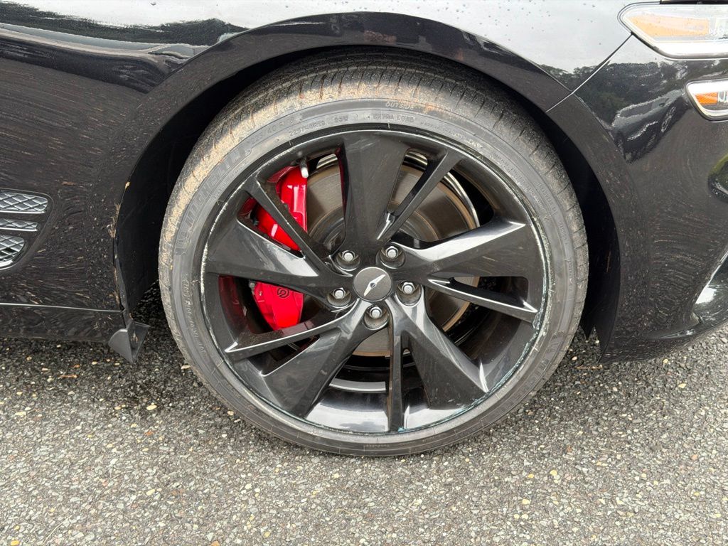 2023 GENESIS G70 Standard - Photo 8