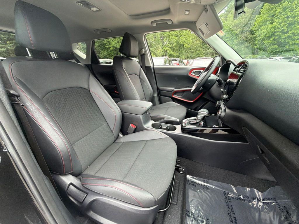 2024 Kia Soul GT-Line - Photo 9